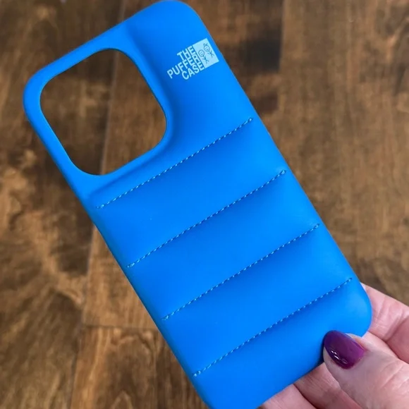 Blue iPhone 14Pro Puffer Case - Picture 4 of 4